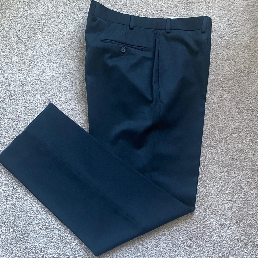 Brooks Brothers Men's Dress Pants in Dark Navy Blue